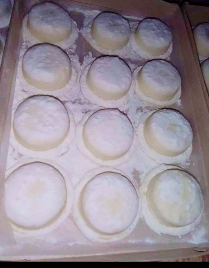 1000189353